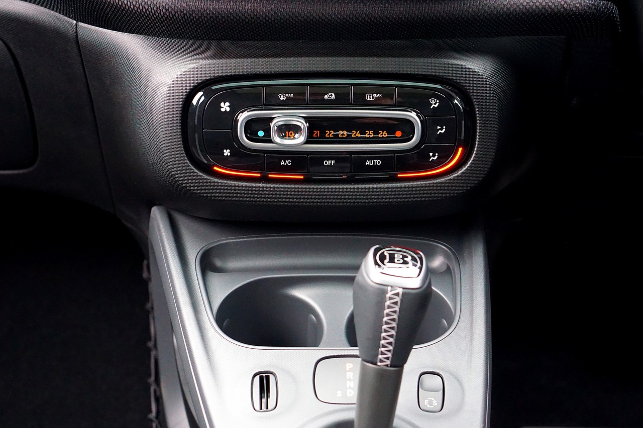 Auto air conditioning service in Victorville at Johnny's Radiator and Auto Repair